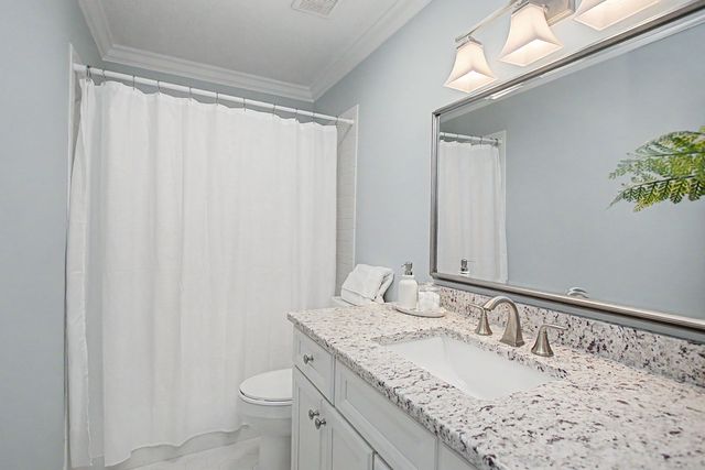 1001 Lantern Light Court, Apex, NC 27502