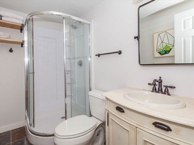 62 Bowdoin Ave 62, Waltham, MA 02451