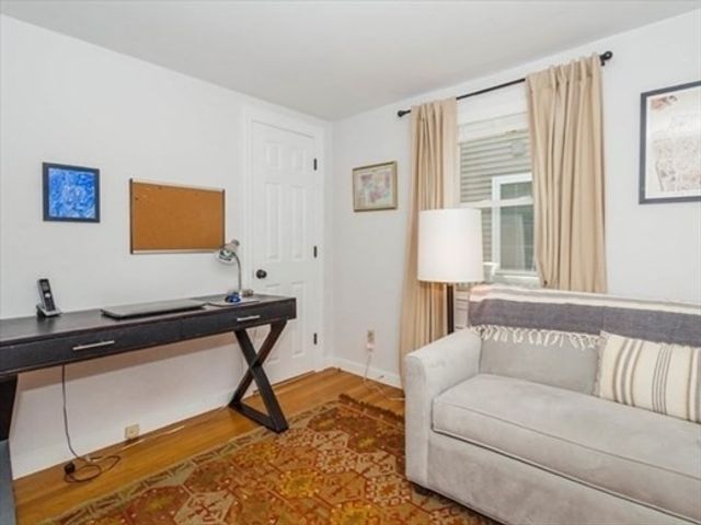 62 Bowdoin Ave 62, Waltham, MA 02451