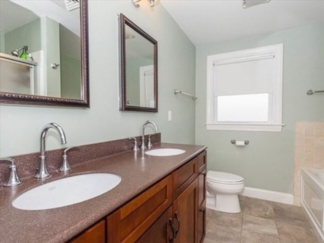 62 Bowdoin Ave 62, Waltham, MA 02451