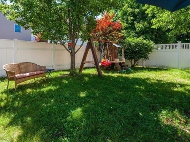 62 Bowdoin Ave 62, Waltham, MA 02451