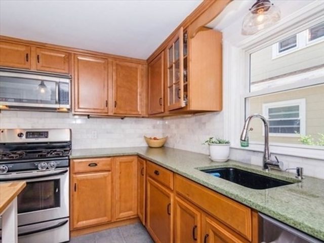 62 Bowdoin Ave 62, Waltham, MA 02451