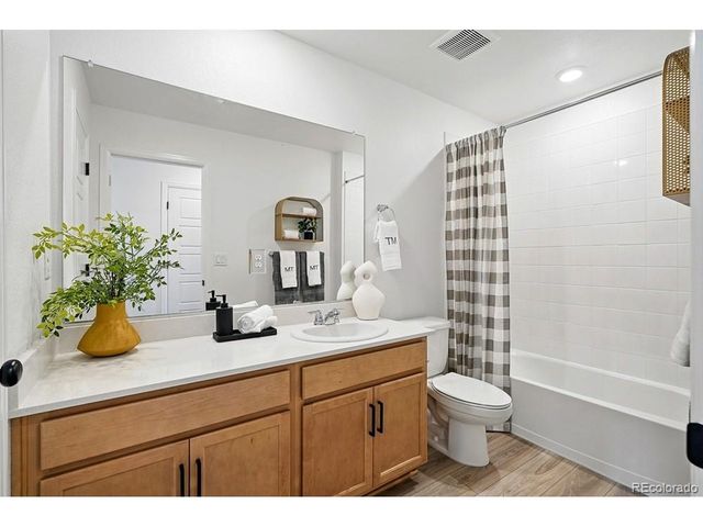 6860 Parterre Pkwy N 1, Thornton, CO 80602