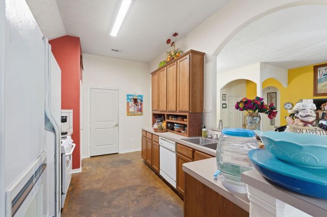 7807 Board Crossing, Conroe, TX 77304