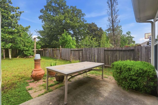 7807 Board Crossing, Conroe, TX 77304