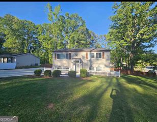 100 Kings Ridge Lane, Peachtree City, GA 30269