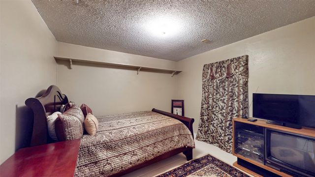 7432 Brentwood Stair Road, Fort Worth, TX 76112