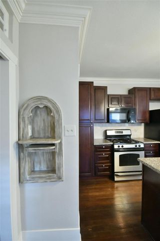 1037 Oxford Street, Houston, TX 77008