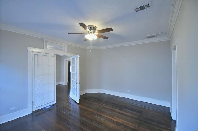 1037 Oxford Street, Houston, TX 77008