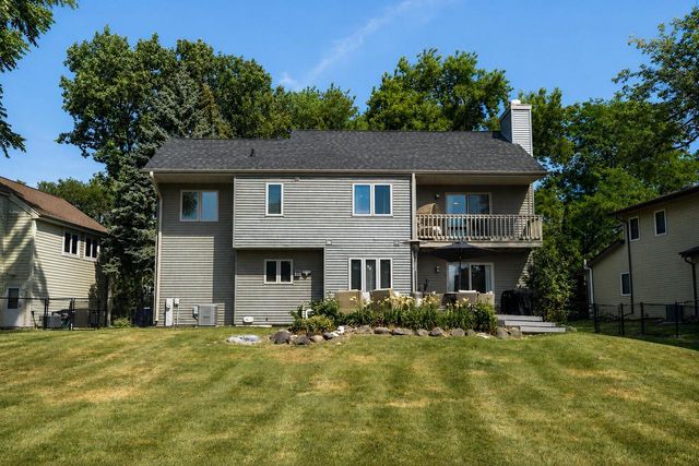 10541 W Pine Ridge ROAD, Milwaukee, WI 53228
