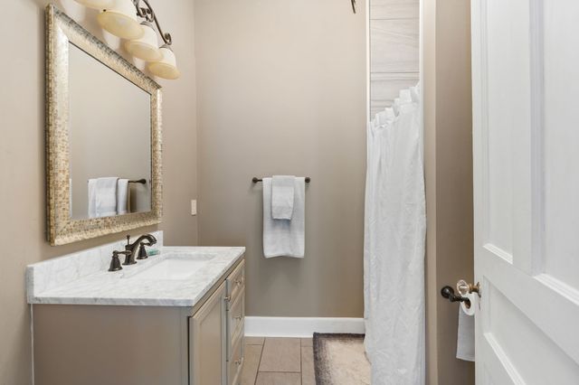 554 E Main St, Jackson, TN 38301