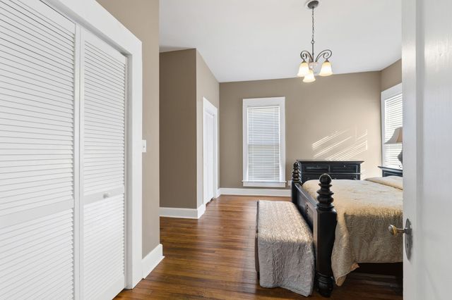 554 E Main St, Jackson, TN 38301