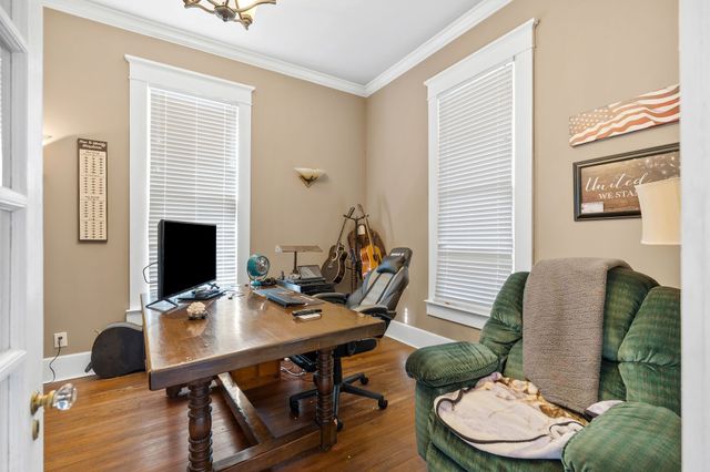 554 E Main St, Jackson, TN 38301