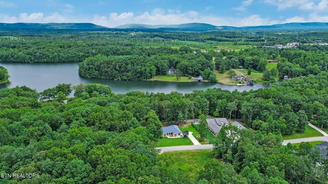 564 Cumberland View Drive, Crossville, TN 38571