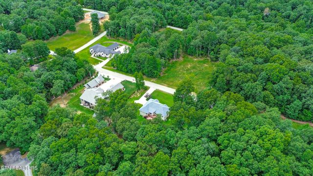 564 Cumberland View Drive, Crossville, TN 38571