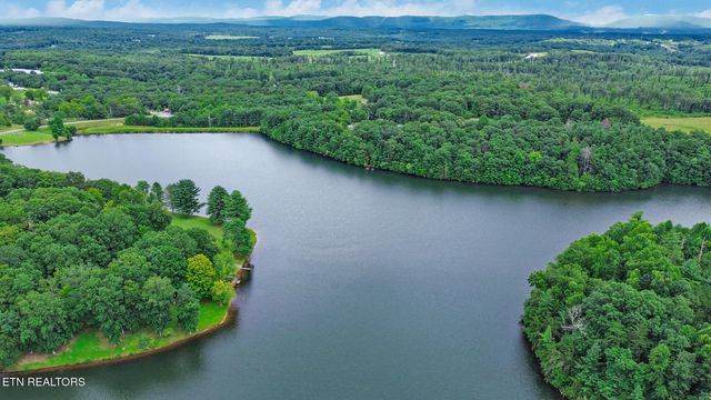 564 Cumberland View Drive, Crossville, TN 38571