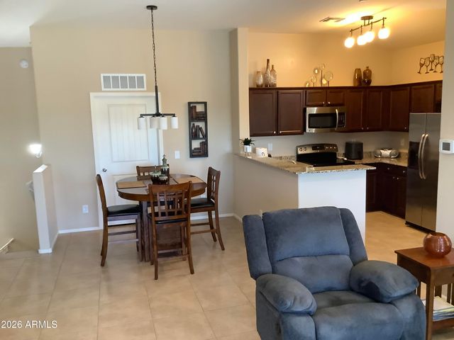 2725 E Mine Creek Road 2192, Phoenix, AZ 85024