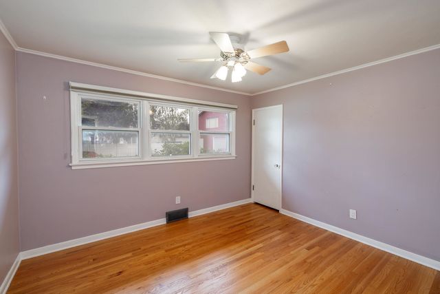 1007 S Barker Rd, Greenacres, WA 99016