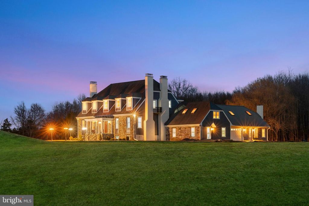 327 GEIGEL HILL RD, Ottsville, PA 18942
