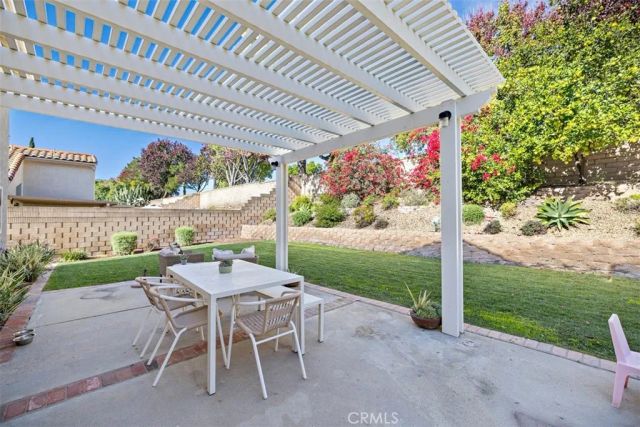 1279 Moss, Upland, CA 91784