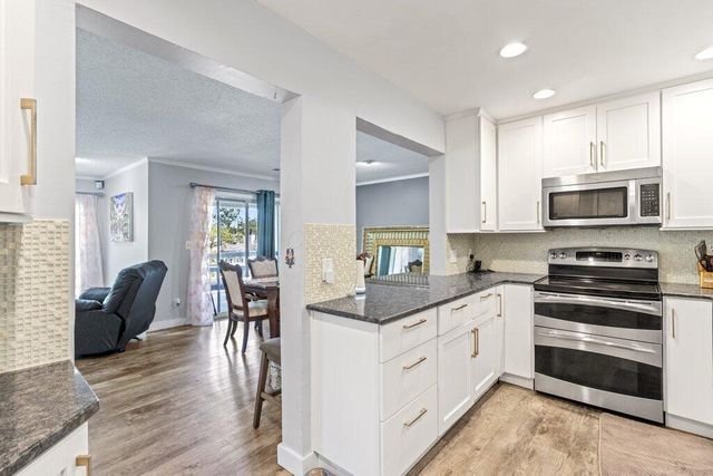 1214 Lake Shore Drive, C, Columbus, OH 43204