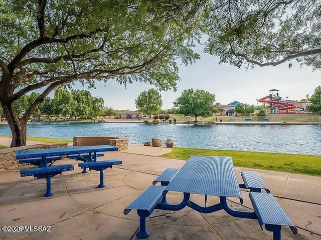 476 W Paseo Celestial, Sahuarita, AZ 85629