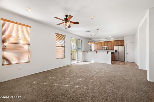 476 W Paseo Celestial, Sahuarita, AZ 85629