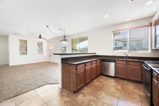 476 W Paseo Celestial, Sahuarita, AZ 85629