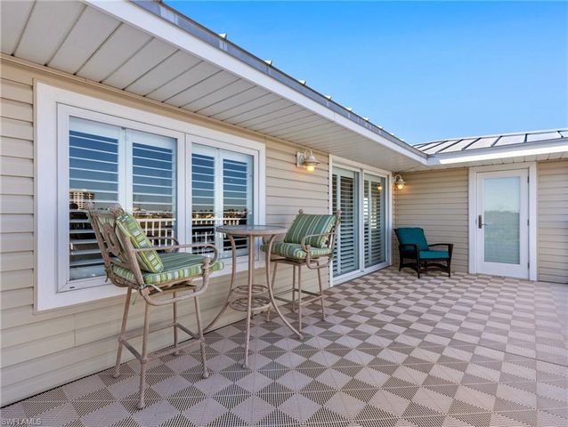 921 Prescott ST, Fort Myers Beach, FL 33931