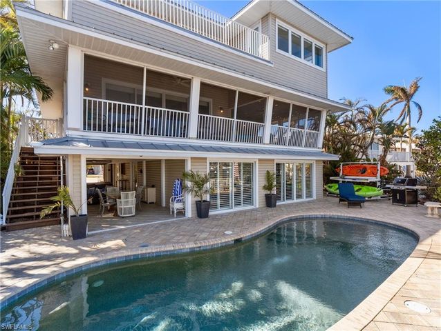 921 Prescott ST, Fort Myers Beach, FL 33931