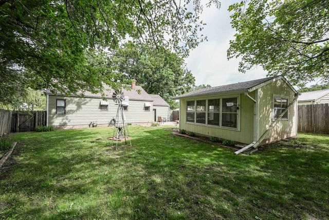 1500 W Edgemoor Dr, El Dorado, KS 67042