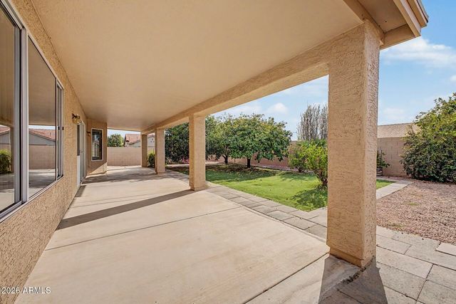 24750 S STONEY PATH Drive, Sun Lakes, AZ 85248