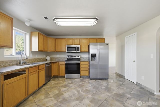 1705 SE Market Street, College Place, WA 99324