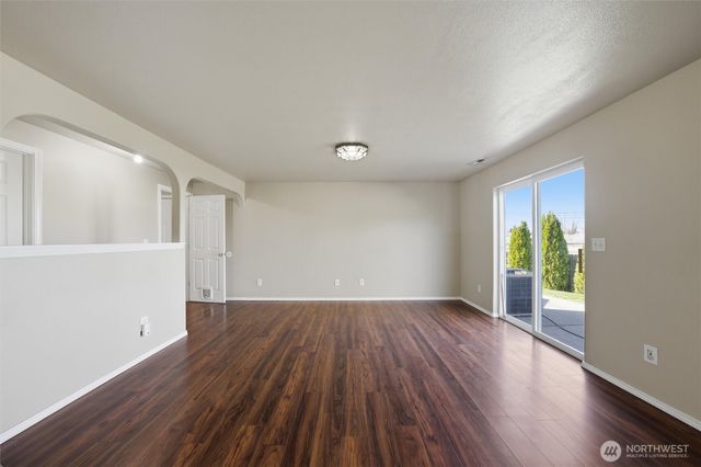 1705 SE Market Street, College Place, WA 99324