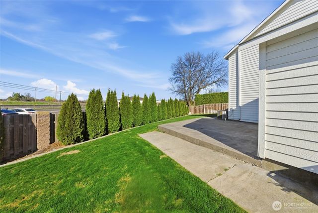 1705 SE Market Street, College Place, WA 99324