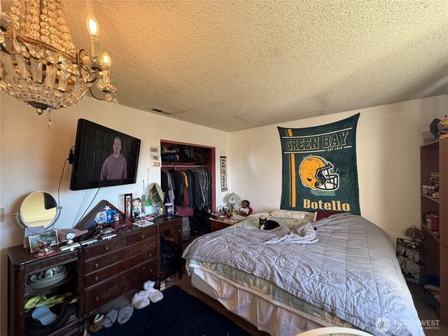 33 Greenacres Road, Riverside, WA 98849