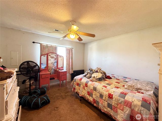 33 Greenacres Road, Riverside, WA 98849