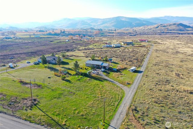 33 Greenacres Road, Riverside, WA 98849