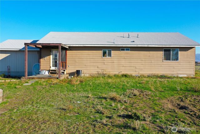 33 Greenacres Road, Riverside, WA 98849