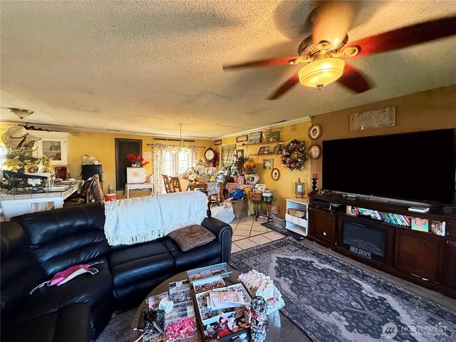 33 Greenacres Road, Riverside, WA 98849