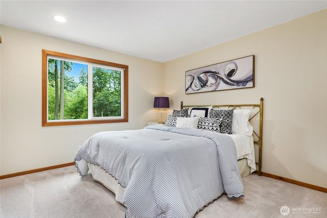15609 92nd Court NE, Bothell, WA 98011