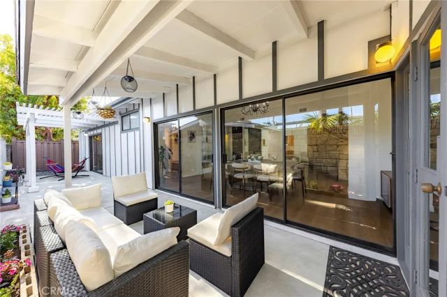 3125 Kallin Avenue, Long Beach, CA 90808