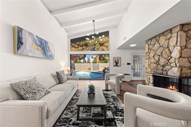 3125 Kallin Avenue, Long Beach, CA 90808