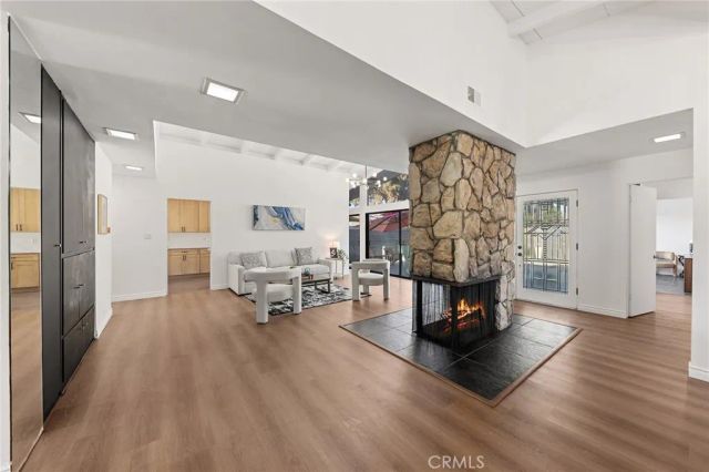 3125 Kallin Avenue, Long Beach, CA 90808