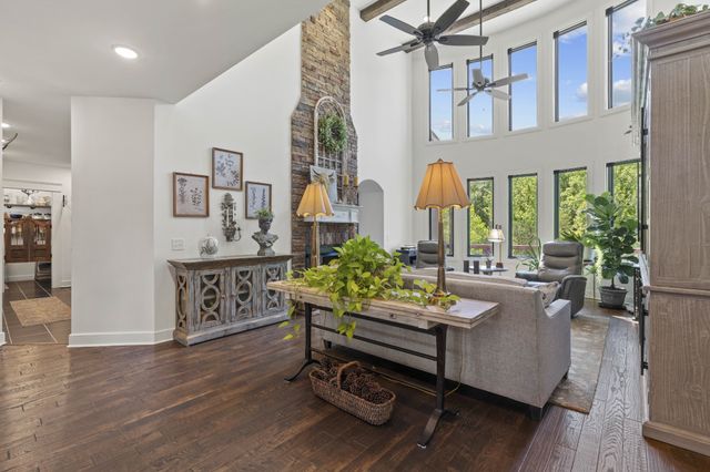 302 Cedar Hollow Ct, Lebanon, TN 37087