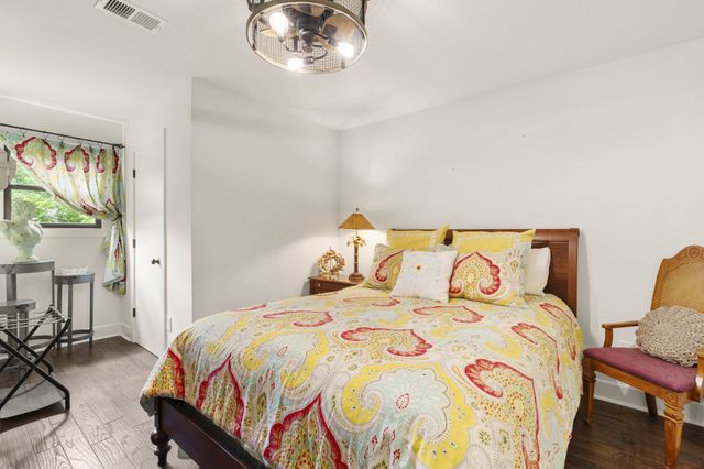 302 Cedar Hollow Ct, Lebanon, TN 37087