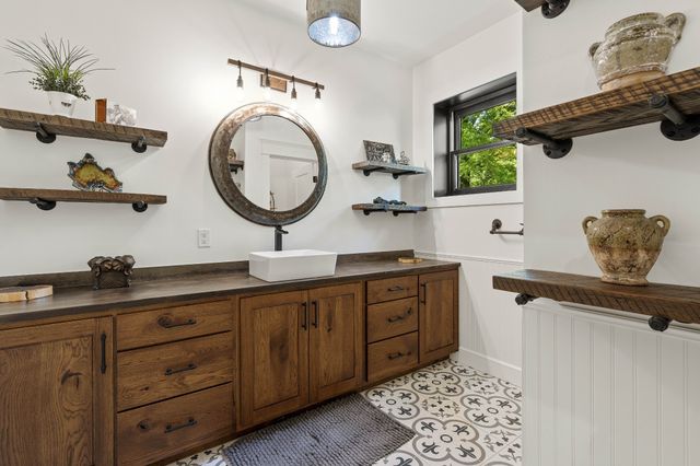 302 Cedar Hollow Ct, Lebanon, TN 37087