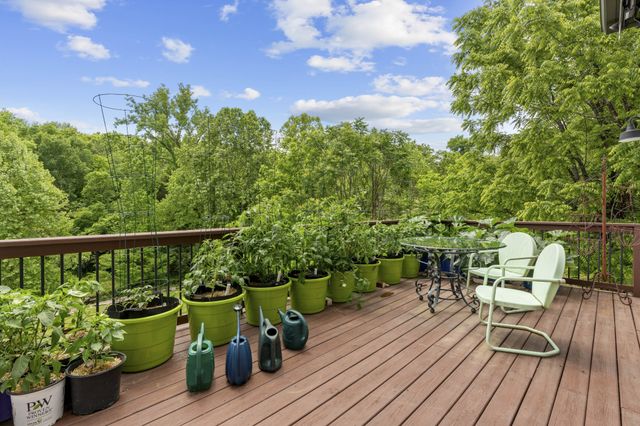 302 Cedar Hollow Ct, Lebanon, TN 37087