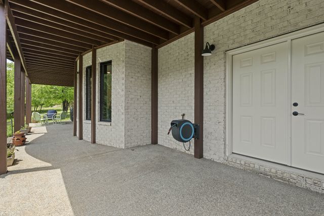 302 Cedar Hollow Ct, Lebanon, TN 37087