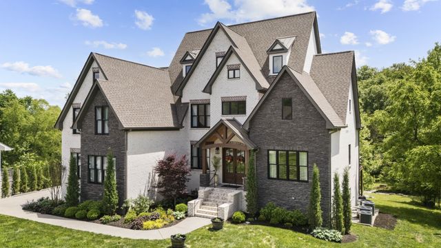 302 Cedar Hollow Ct, Lebanon, TN 37087